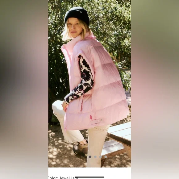 NWOT Free People Movement “In A Bubble Puffer Vest” - Picture 4 of 16